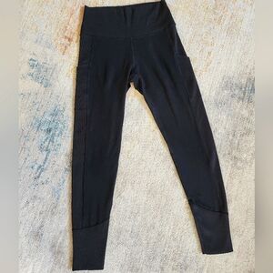 OFFLINE by aerie The Hugger Ribbed High-Rise Pocket Leggings